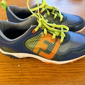 FootJoy Kids golf shoes with spikes with Blue and Lime Accents